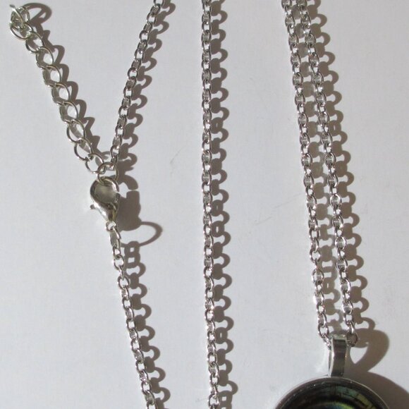 Eye Of Horus Pendant Necklace - Picture 2 of 7